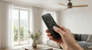 Controllo remoto con telecomando per regolare la velocità di un ventilatore a pale